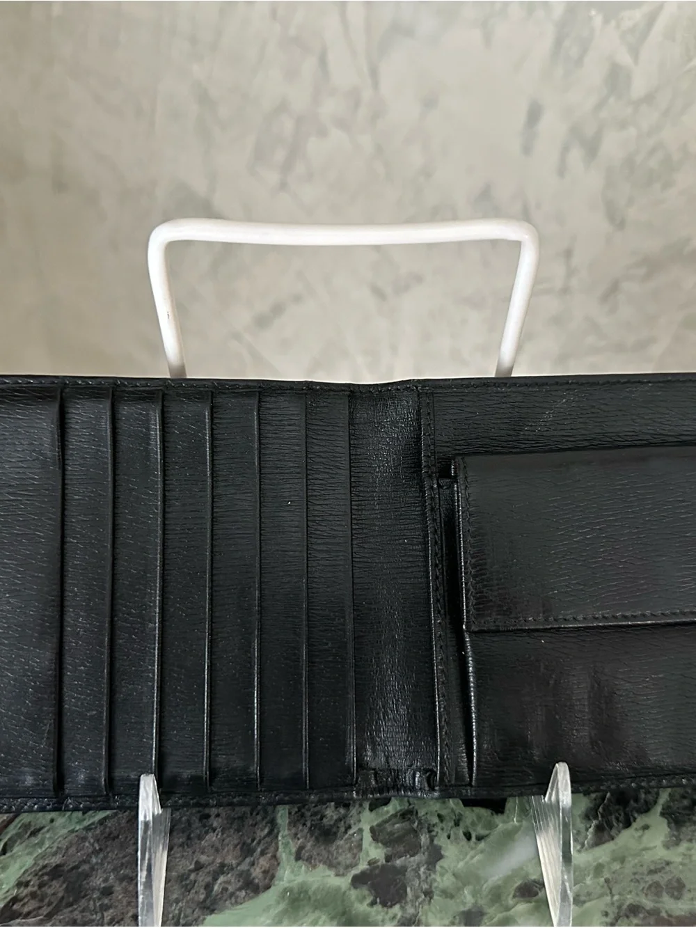 Gucci classic black